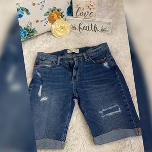 ⭐️Abercrombie & Fitch kids jean shorts⭐️